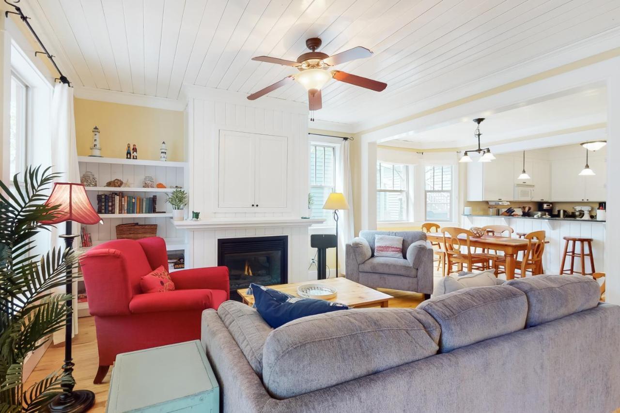 Looney Dunes Lincoln City Bagian luar foto